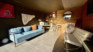 Photo 21- click for photo gallery